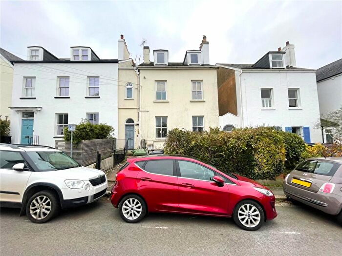 2 Bedroom Apartment For Sale In Wonford Road, Exeter, Devon, EX2