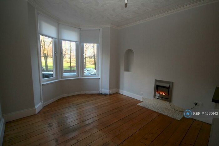 2 Bedroom Flat To Rent In Tollcross Road, Glasgow, G32