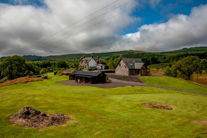 6 Bedroom Detached House For Sale In Kilchrenan, Taynuilt, PA35