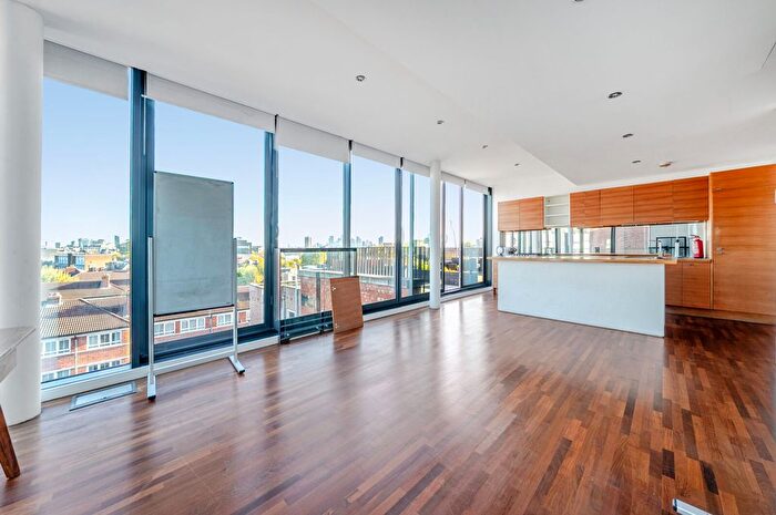 1 Bedroom Flat For Sale In Green Walk, London, SE1