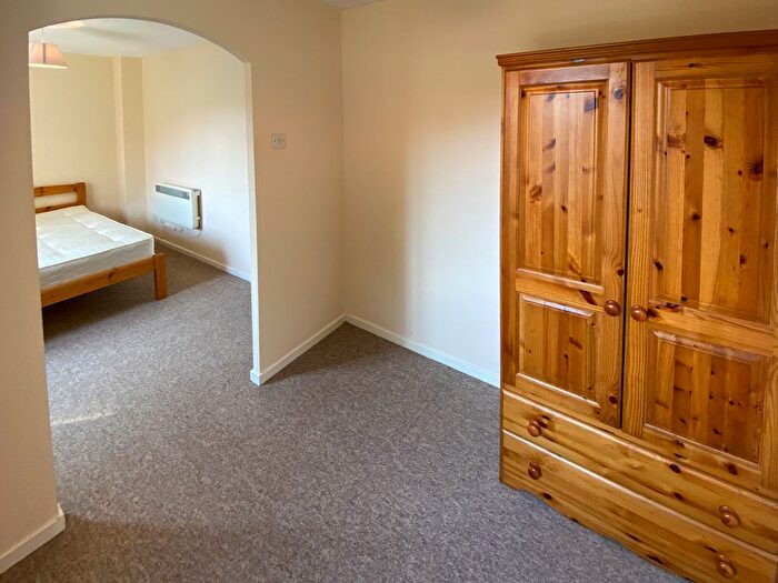 1 Bedroom Flat To Rent In Corrie Road, Cambridge, CB1