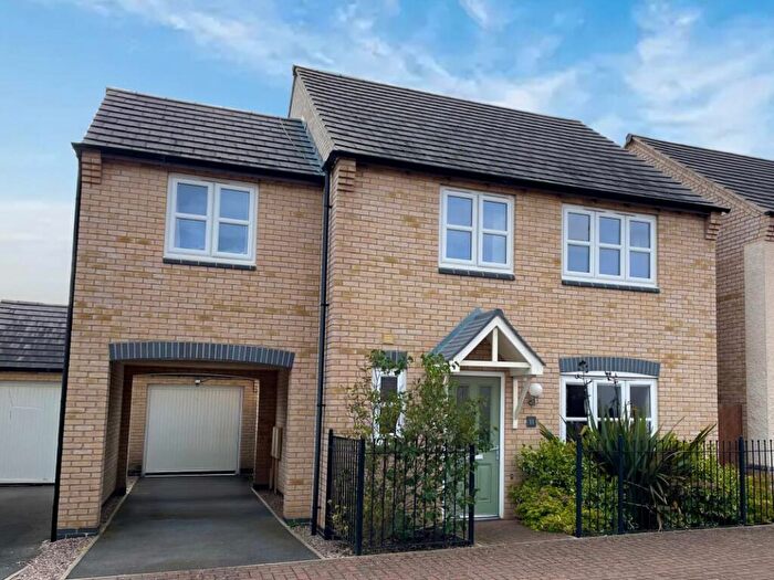 4 Bedroom Detached House For Sale In Kempton Drive, Barleythorpe, Oakham, LE15