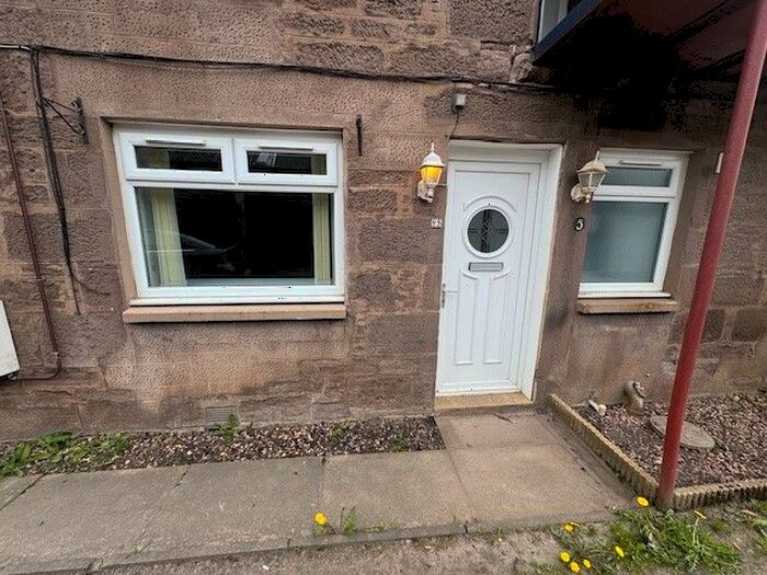 3 Bedroom Flat To Rent In Damacre Road, Brechin, DD9