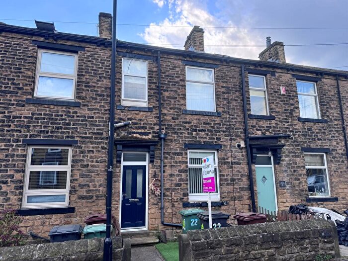 2 Bedroom Terraced House For Sale In School Street, Pudsey, LS28