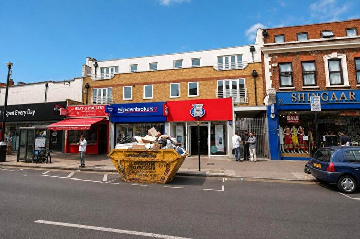 2 Bedroom Apartment To Rent In Green Street, Upton Park, London, E13