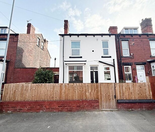 2 Bedroom Terraced House To Rent In Armley, Leeds, LS12