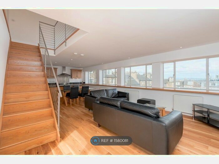 3 Bedroom Flat To Rent In Young Street South Lane, Edinburgh, EH2