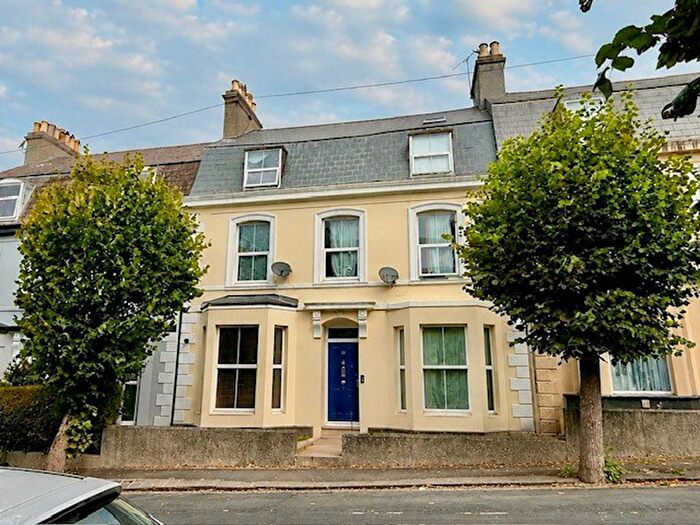 2 Bedroom Flat For Sale In Seaton Avenue, Mutley, Plymouth, PL4