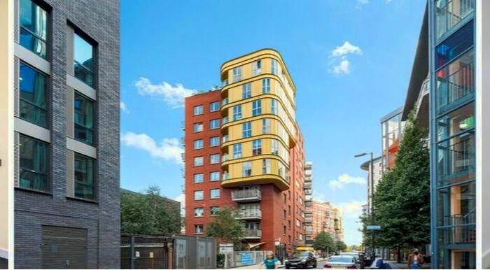 1 Bedroom Flat To Rent In Garand Court, Eden Grove, Drayton Park, London, United Kingdom, N7