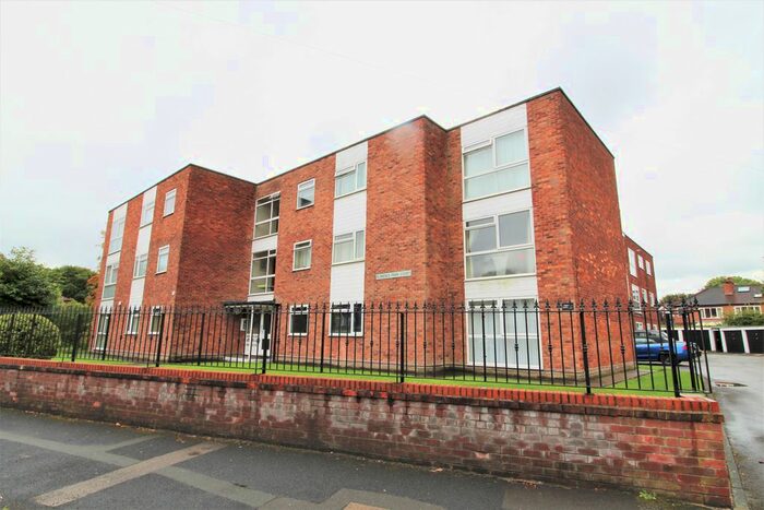 2 Bedroom Flat To Rent In Florence Park Court, Fog Lane, Didsbury, M20