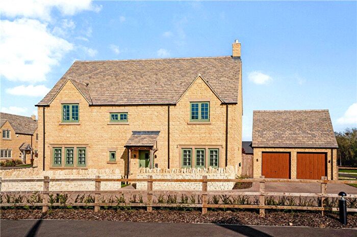 4 Bedroom Detached House For Sale In Henmarsh Way, Moreton-in-Marsh, Gloucestershire, GL56