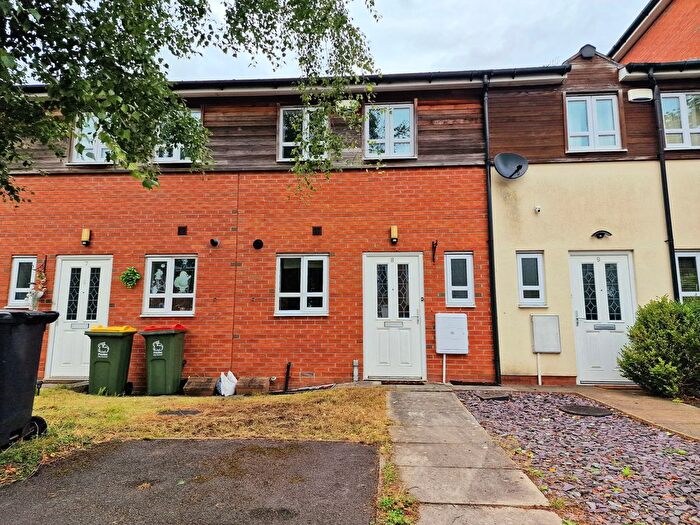 2 Bedroom Mews To Rent In Maple Leaf Close, Preston, PR2