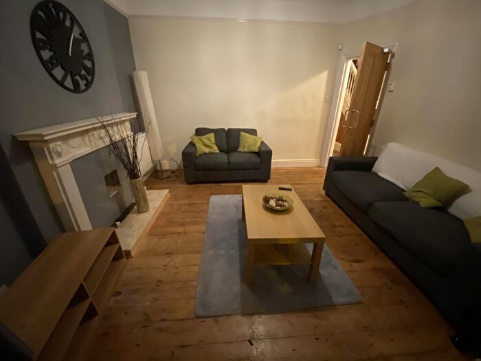 4 Bedroom House To Rent In Station Road, Beeston, East Midlands, NG9