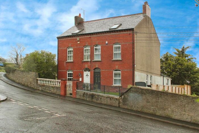 4 Bedroom Semi-Detached House For Sale In Upper Kiln Street, Newry, BT35