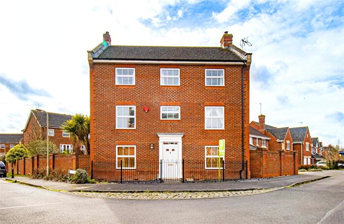 5 Bedroom Detached House To Rent In Arbery Way, Arborfield, Reading, Berkshire, RG2