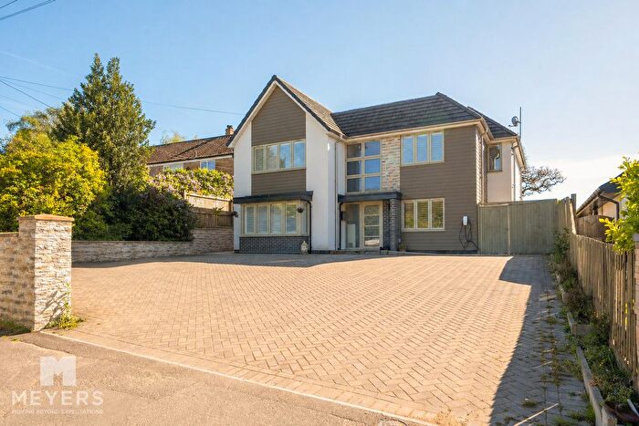 4 Bedroom Semi Detached House For Sale In Christchurch Road, Ferndown, BH22