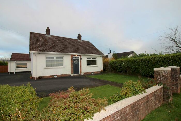 3 Bedroom Bungalow For Sale In Drumlough Road, Hillsborough, County Down, BT26