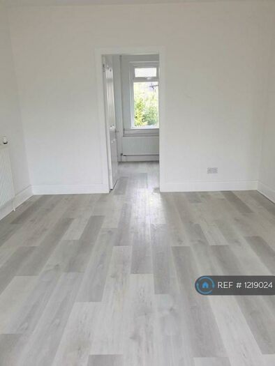 2 Bedroom End Of Terrace House To Rent In Annandale Street, Edinburgh, EH7