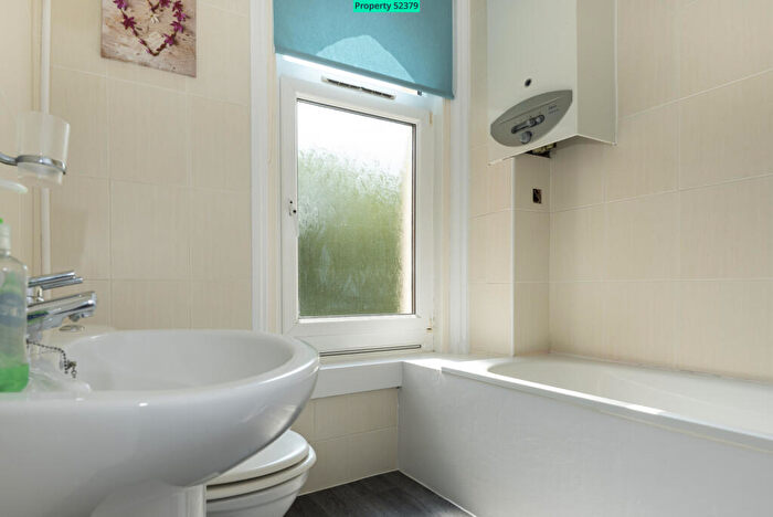 Studio To Rent In Flat D, Waverley Road, Southsea, PO5