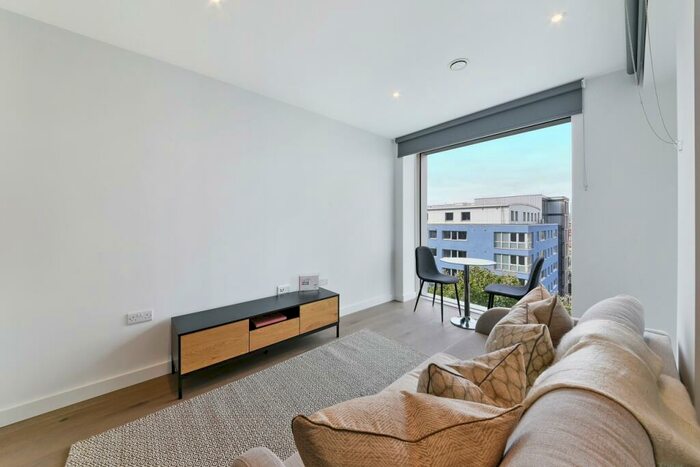 Studio To Rent In Hurlock Heights, Elephant Park, Elephant & Castle, SE17