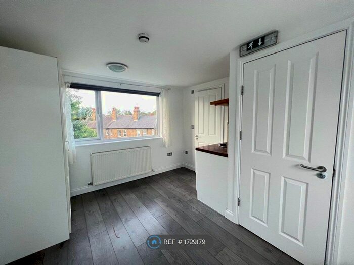 4 Bedroom Terraced House To Rent In Keith Road, London, E17