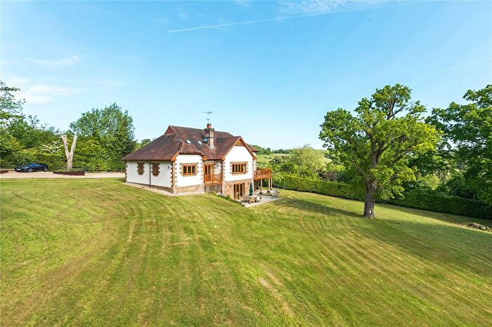 5 Bedroom Detached House For Sale In Sun Hill, Fawkham, Longfield, Kent, DA3