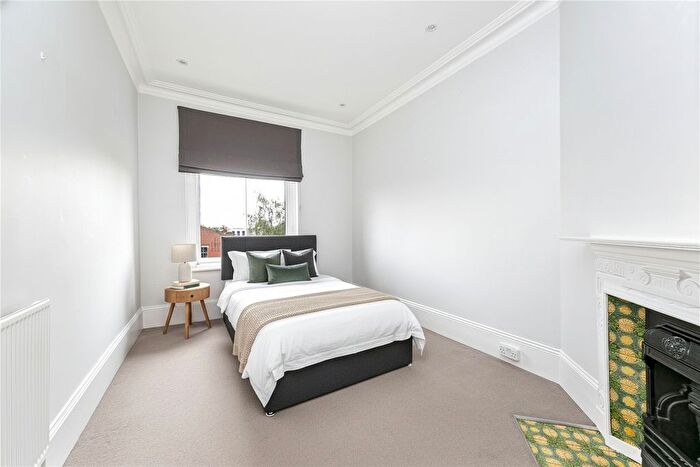 4 Bedroom Flat To Rent In Richmond Bridge Mansions, Willoughby Road, TW1