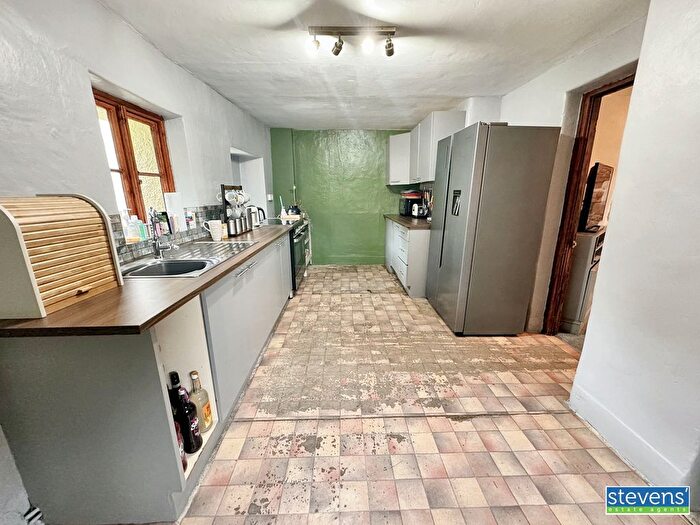 3 Bedroom End Of Terrace House For Sale In High Street, Hatherleigh, Okehampton, Devon, EX20
