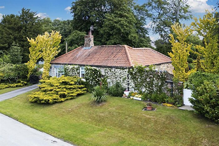 2 Bedroom Cottage For Sale In Church Street, Huggate, YO42