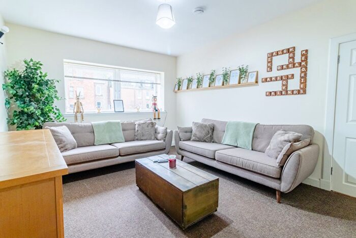 2 Bedroom Maisonette For Sale In Bridge Street, Montrose, DD10