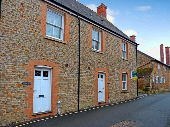3 Bedroom Semi-Detached House To Rent In The Cuttings, Stalbridge, Sturminster Newton, Dorset, DT10