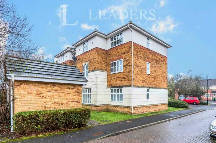 2 Bedroom Apartment To Rent In Watts Close, Southampton, SO16