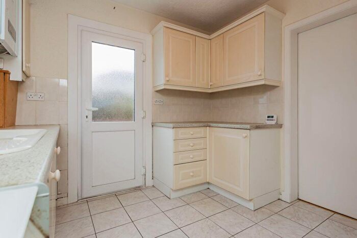 2 Bedroom Semi-Detached Villa For Sale In Glamis Avenue, Elderslie, PA5