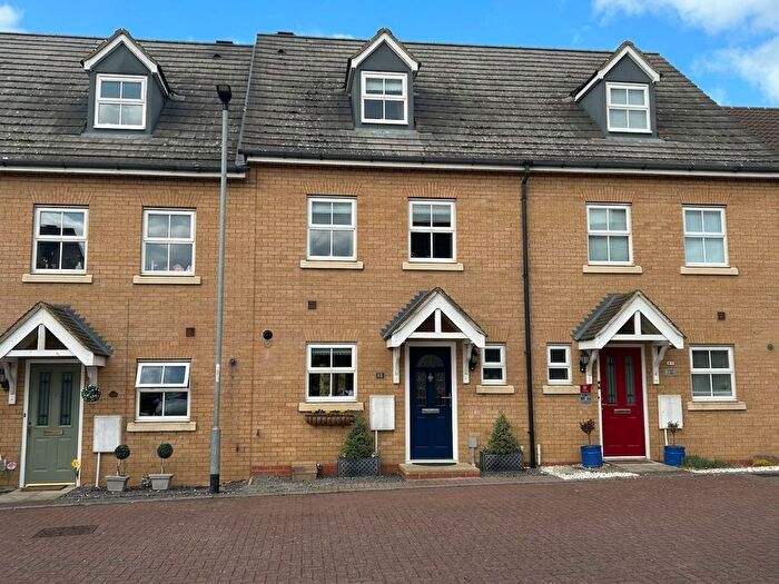 4 Bedroom Terraced House For Sale In Briar Grove, Ely, CB6