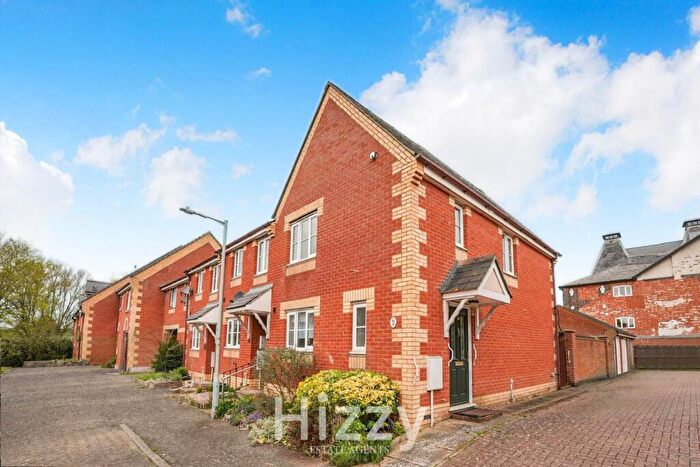 3 Bedroom End Of Terrace House For Sale In Wilson Road, Hadleigh, IP7