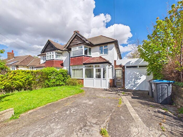 3 Bedroom Semi Detached House For Sale In Littleheath Road, South Croydon, CR2