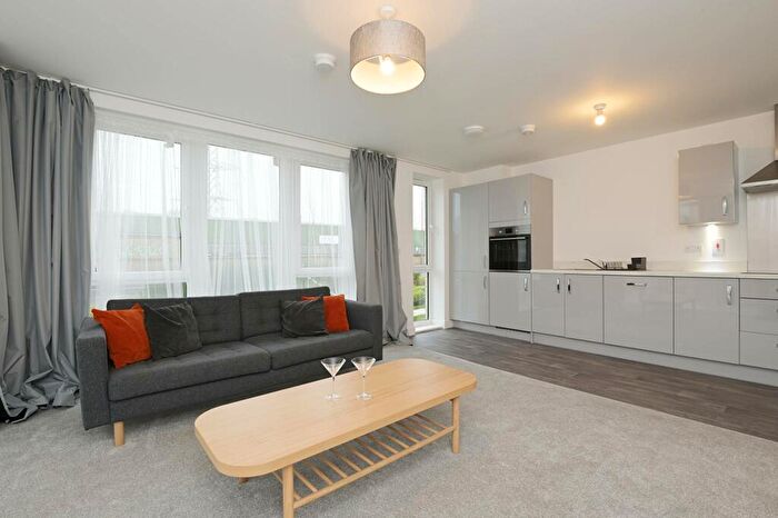 2 Bedroom Flat For Sale In Flat, Cunningham Square, Portobello, Edinburgh, EH15