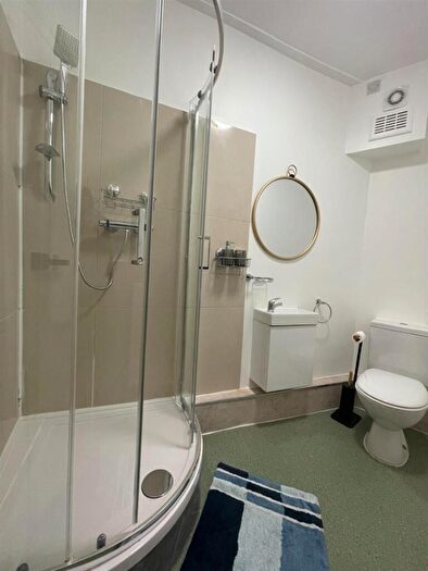 Studio To Rent In Grafton Road, London, NW5