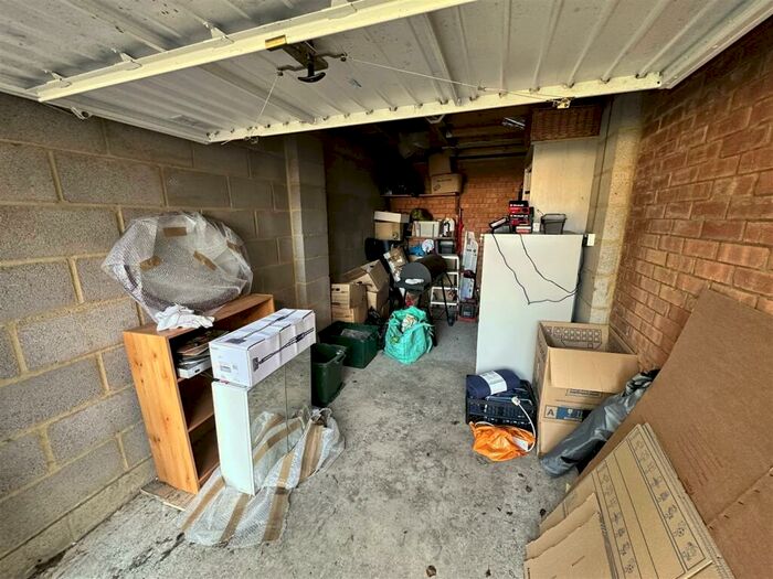 3 Bedroom Semi-Detached House To Rent In Homeground, Emersons Green, BS16