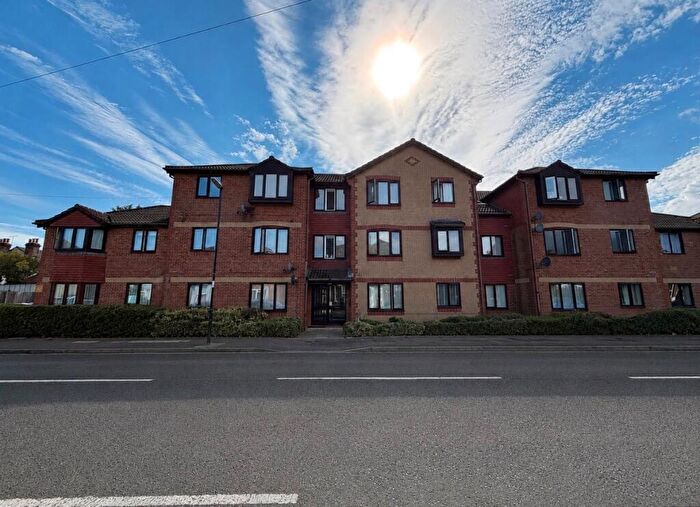 1 Bedroom Flat To Rent In Whitworth Court, Whitworth Road, SO18