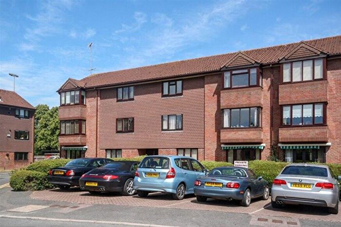 2 Bedroom Flat To Rent In Broadwater, Berkhamsted, HP4