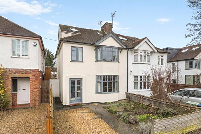 4 Bedroom Semi Detached House For Sale In Southdale Road, North Oxford, OX2