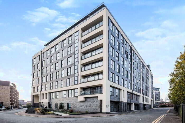 2 Bedroom Apartment To Rent In Bridgewater Point, M5