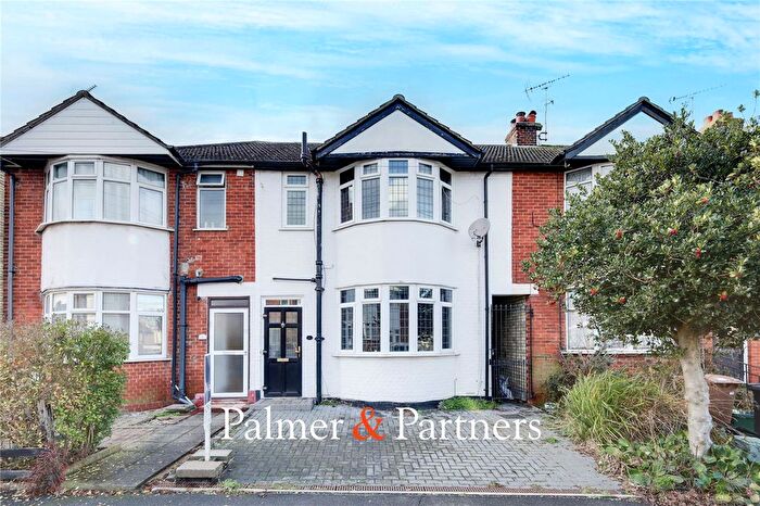 3 Bedroom Terraced House For Sale In Campbell Close, Chelmsford, Essex, CM2