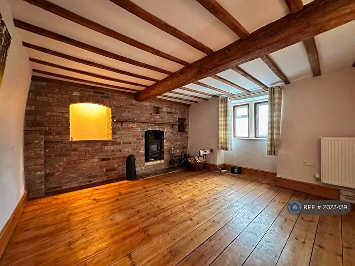 2 Bedroom End Of Terrace House To Rent In The Chantry, Chippenham, SN15