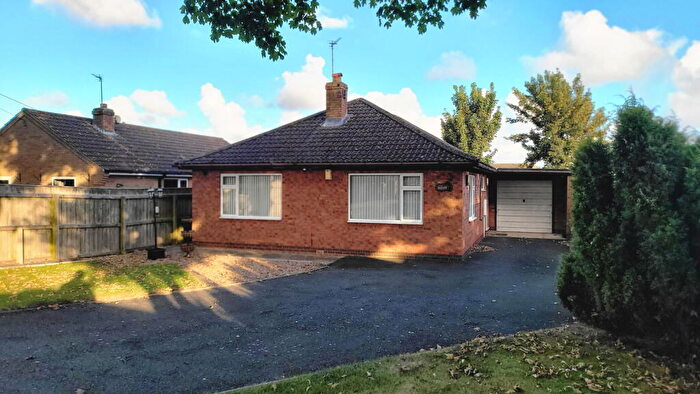 2 Bedroom Detached Bungalow For Sale In Thames Street, Hogsthorpe, PE24