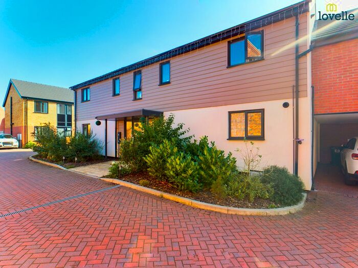 2 Bedroom Flat To Rent In Oxford Court, Market Rasen, LN8