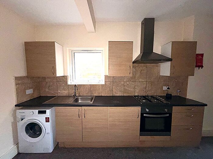 2 Bedroom Flat To Rent In Trinity Lane, Hinckley, LE10