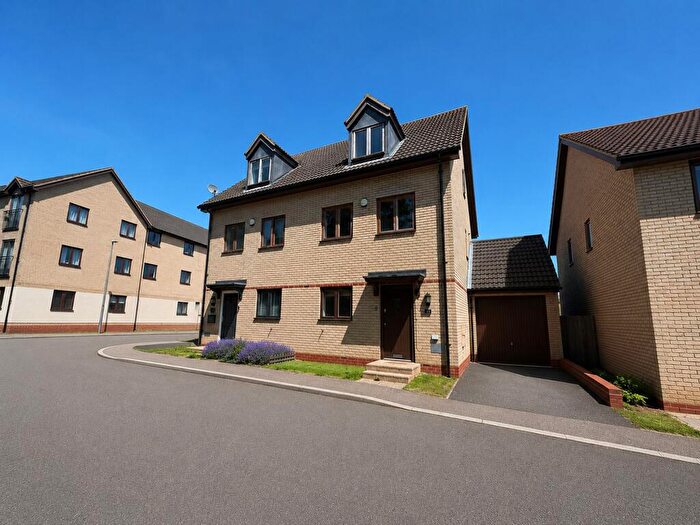 3 Bedroom Semi-Detached House For Sale In Corris Court, Broughton, MK10