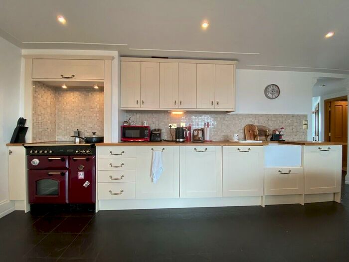 2 Bedroom Penthouse To Rent In Blue Apartments, Leeds City Centre, LS1